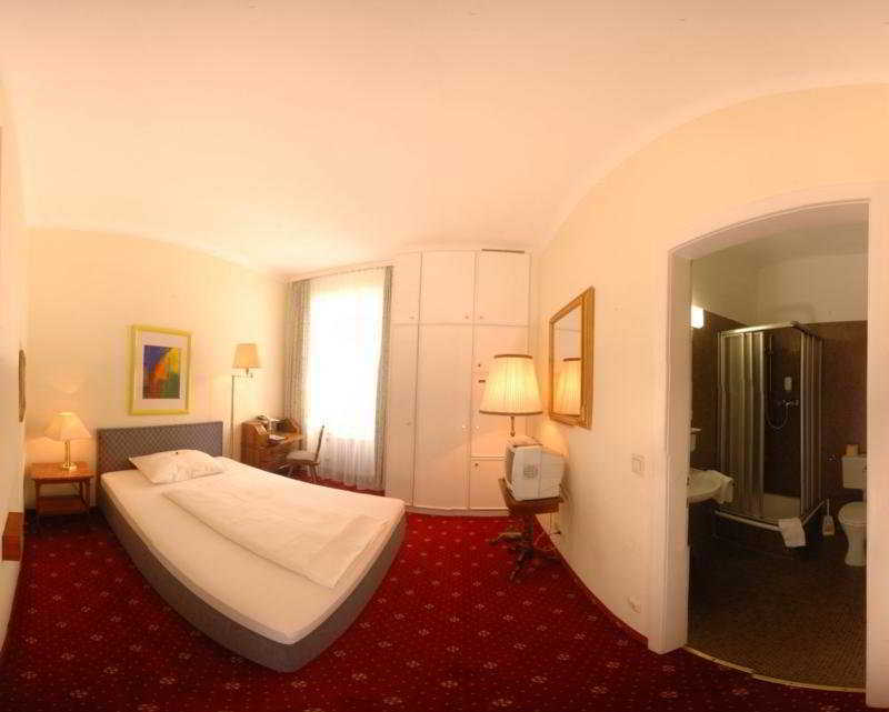 Hotel Vier Jahreszeiten ซาลซ์บูร์ก ห้อง รูปภาพ
